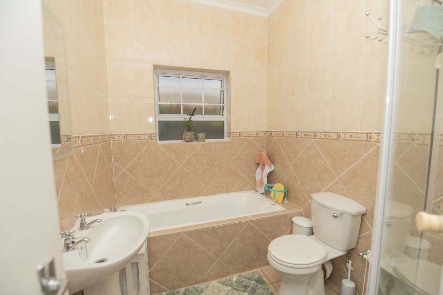 3 Bedroom Property for Sale in Lorraine Eastern Cape
